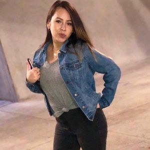 Meet your Posher, Sandra